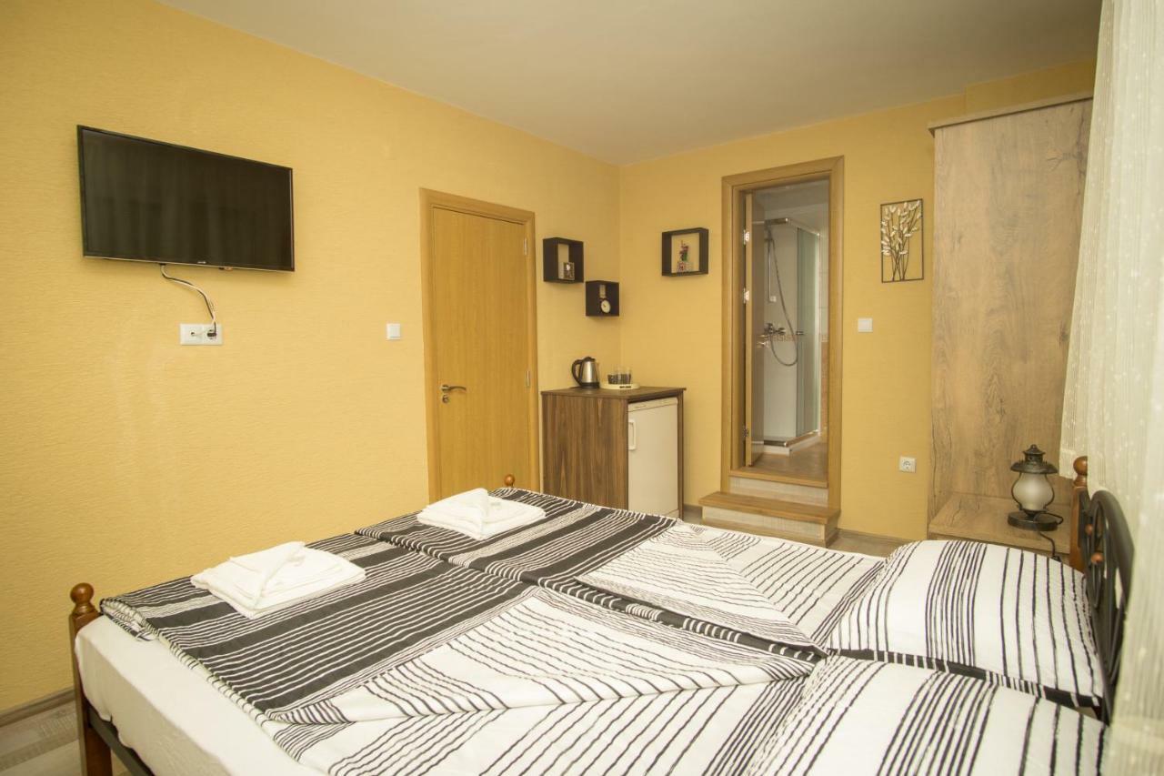 Apartament Двойна Стая I - Къща За Гости Зоя Carewo Zewnętrze zdjęcie